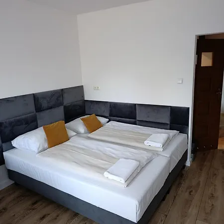 Rum i privatbostad I Przy Parku Jelenia Góra