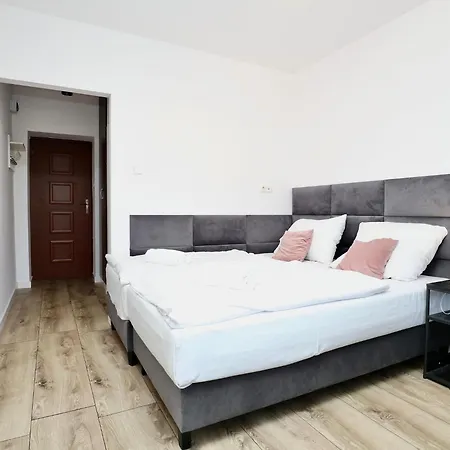 Homestay I Przy Parku *