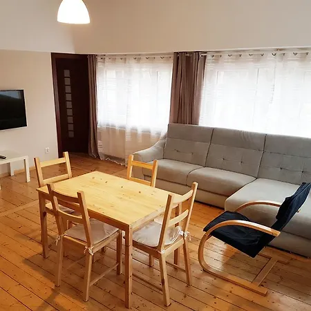 I Przy Parku Jelenia Gora